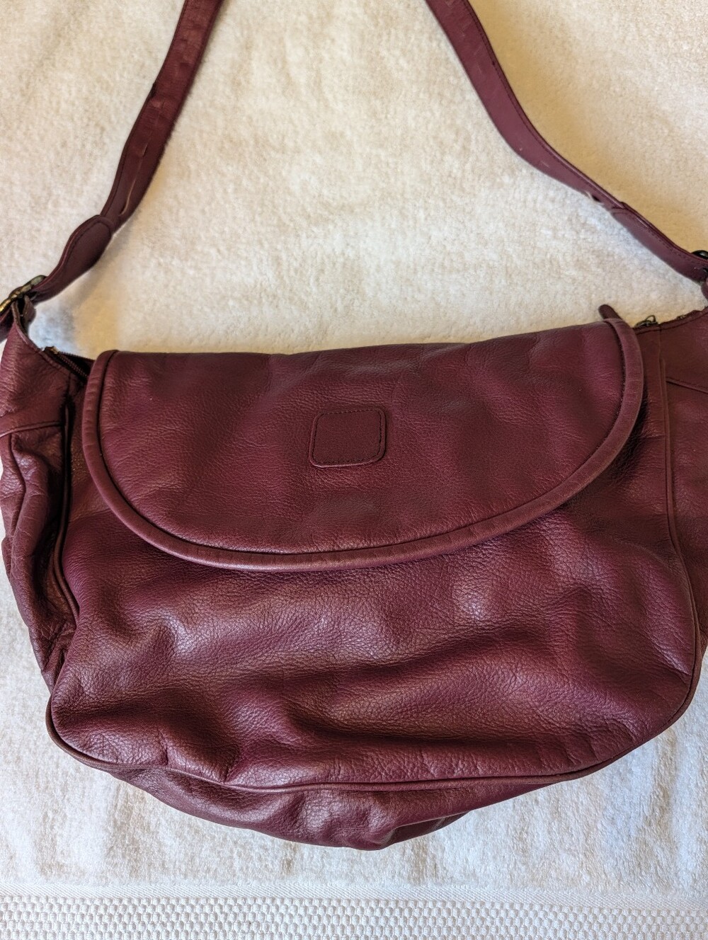 Vintage Genuine Leather Slouchy Flap Crossbody Bag Plum Burgundy Wine Messenger